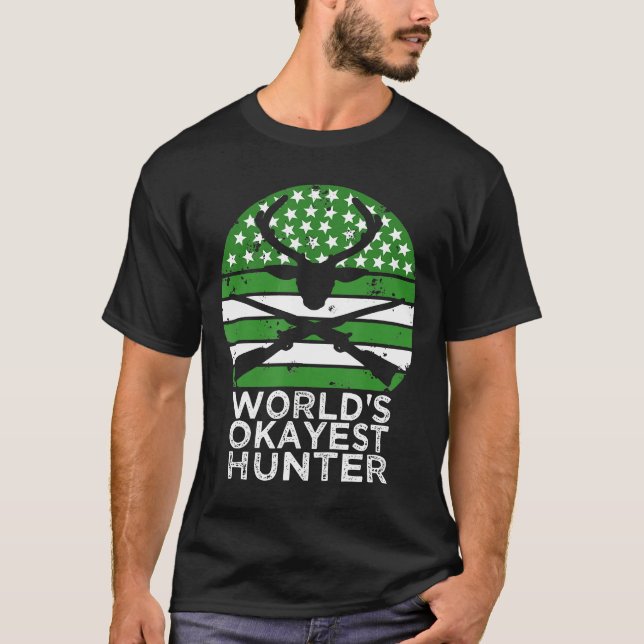 Camiseta Mundos Okayest Hunter Funny Hunter- (Frente)