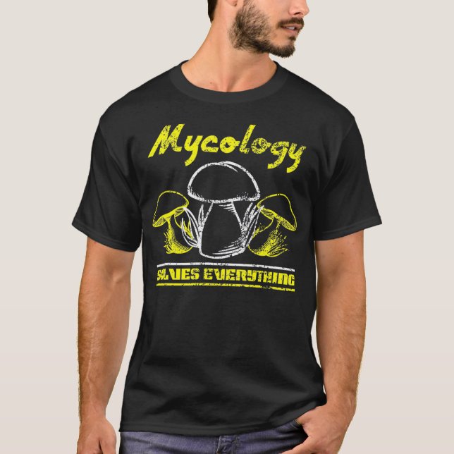 Camiseta Mushrooms Design Mycology Solves Everything Campin (Frente)