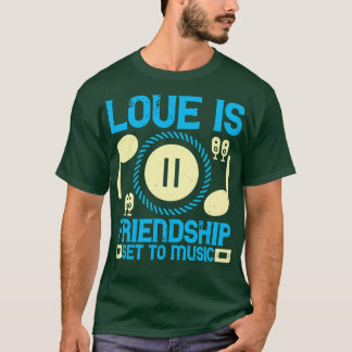 Camiseta Música Amor É Amizade Definida Para Música