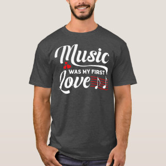 Camiseta Música Foi Meu Primeiro Amor