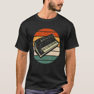 Camiseta Musical Synthesizer Player Music Retro Synthesi
