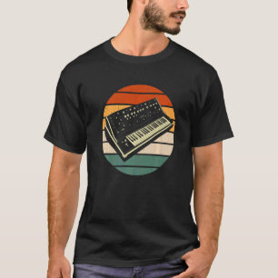 Camiseta Musical Synthesizer Player Music Retro Synthesiz