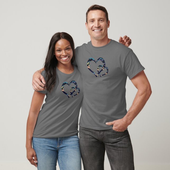 Camiseta MVB Double Trendy Camuflagem Azul Coração Design (Unissex)