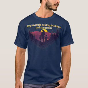 Camiseta My Favorite Hiking Buddies Call Me Mom - 2 Young