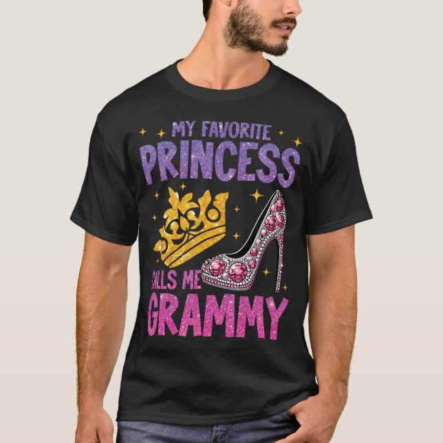 Camiseta My Favorite Princess Calls Me Grammy (Frente)