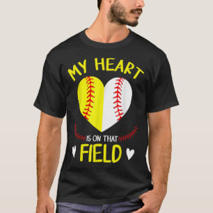 Camiseta My Heart is on That Field Tee Baseball Mother's Da