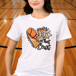 Camiseta My Heart Is on the Court Heart Basketball Mom Nana