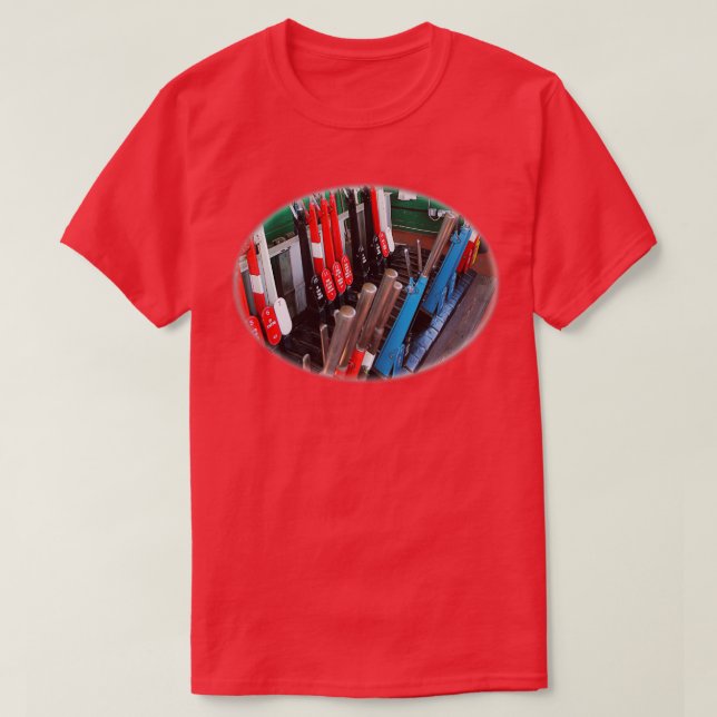 Camiseta na casa sinalética 1 (Frente do Design)