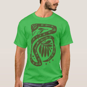 Camiseta na grama