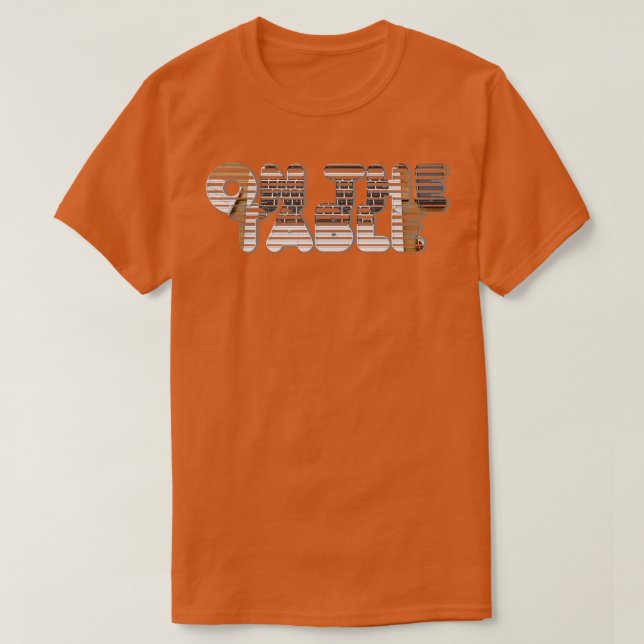 Camiseta na mesa (Frente do Design)