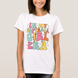 Camiseta Na Minha Era de Softll Girl Retro Groovy Softll Gi