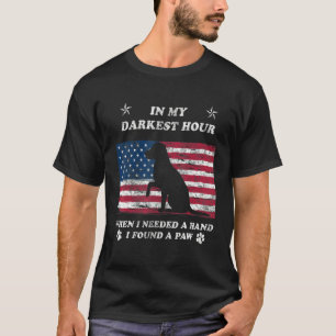 Camiseta Na Minha Hora Mais Escura Quando Precisava De Uma 
