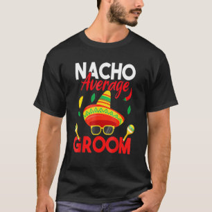 Camiseta Nacho Média de Bigode Enfrenta Homens Sombrios