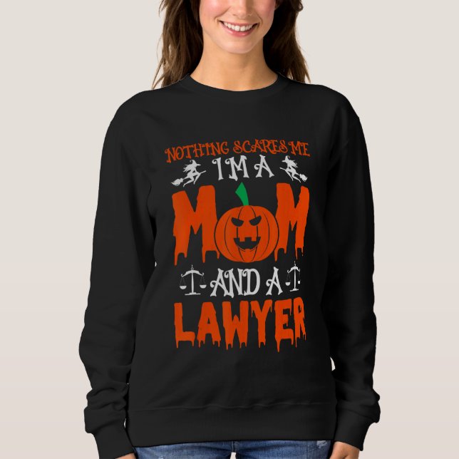 Camiseta Nada me assusta, sou mãe e advogado. (Frente)