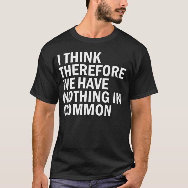 Camiseta Nada na terra comum (Frente)