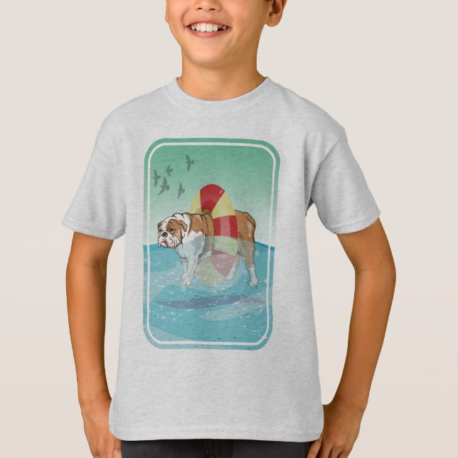 Camiseta Nadação de Bulldog no oceano (Frente)