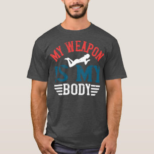 Camiseta Nadar Minha arma é meu corpo