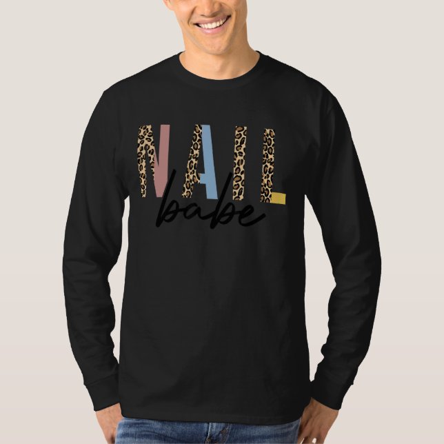 Camiseta Nail Babe Leopard Nail Artist Nail Technician (Frente)