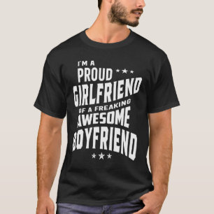 Camiseta Namorada Orgulhosa de uma Namorado Incrível