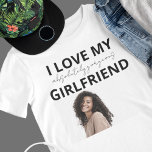 Camiseta Namorado engraçada com Namorada Foto Presente<br><div class="desc">Traga humor e coração junto com nossa camiseta Engraçada de Foto 'I Love My Namorada' — uma combinação perfeita de encanto personalizado e expressão brincalhona. Personalize-o com a sua fotografia para transformar esta camisa numa manga única e sentimental. Esta design engraçada e carinhosa faz um presente ideal, seja seu aniversário,...</div>