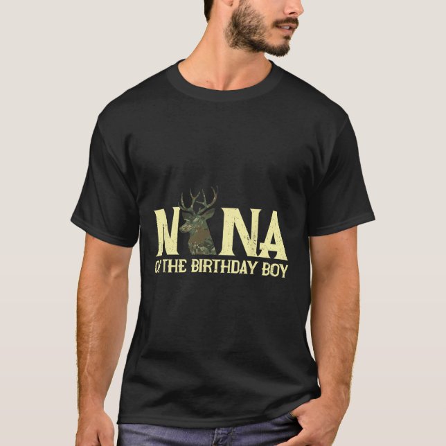 Camiseta Nana Da Camuflagem De Caçadores De Aniversário Fl (Frente)