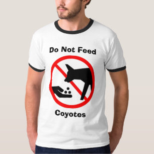 Camiseta Não alimente chacais