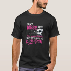 Camiseta Não brinque com jogadores de futebol feminino Eles