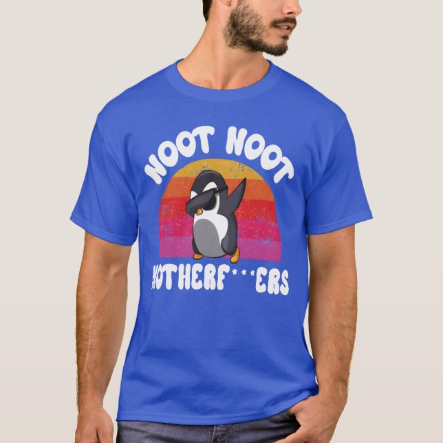 Camiseta Não é engraçado a mãe pinguim (Frente)