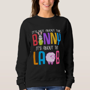 Camiseta Não é sobre o coelho que é sobre o cordeiro Jesus