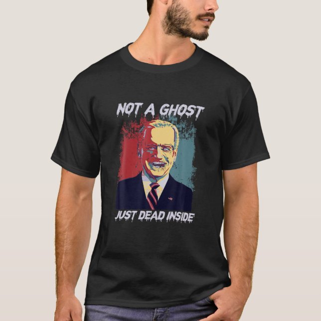 Camiseta Não É Um Fantasma, Apenas Morto Dentro Biden Zombi (Frente)