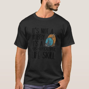Camiseta Não é um passatempo, é um Posto Apocalyptic Life S