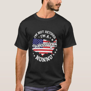 Camiseta Não Estou Aposentado Sou Um Nonno Profissional Eng