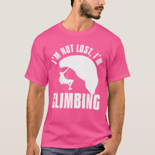 Camiseta Não Estou Perdido, Estou Escalando Montanha.