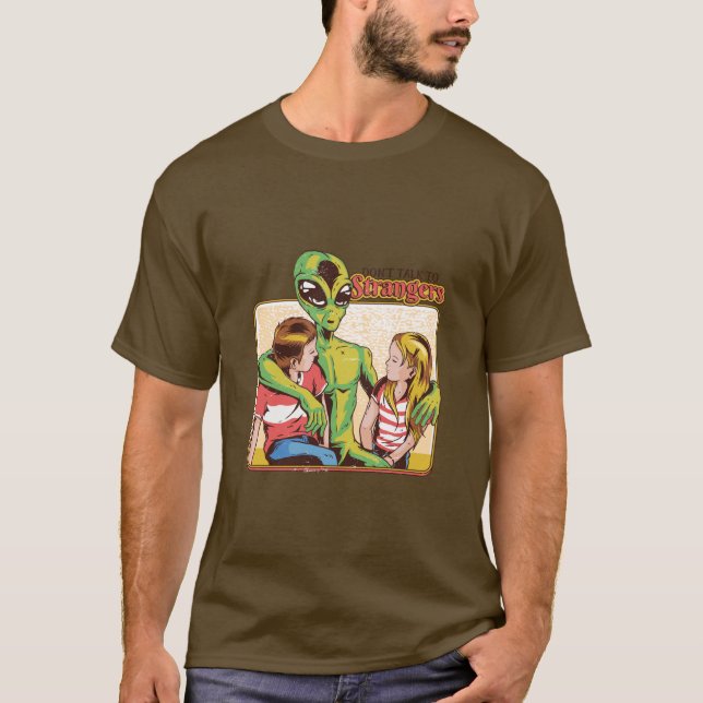 Camiseta Não Fale Com Estranhos (Frente)