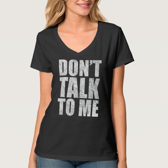 Camiseta Não fale comigo introdução à timidez tímida (Frente)