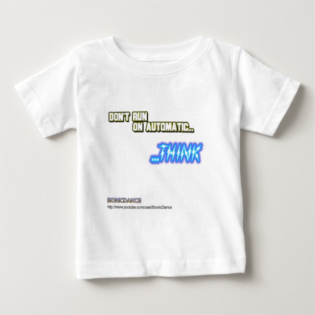 Camiseta Não funcione em automático… PENSAM (Frente)
