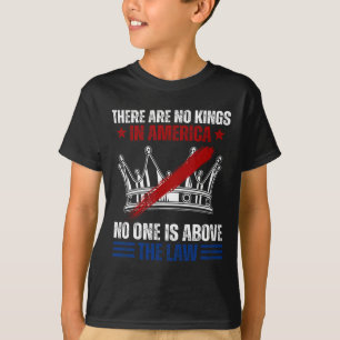 Camiseta Não Há Reis Na América Ninguém Está Acima Do