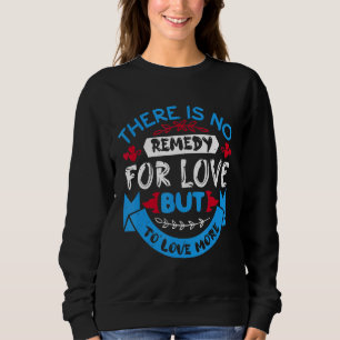 Camiseta Não Há Solução Para O Amor, Mas Para Amar Mais