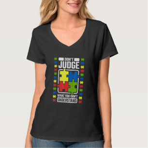Camiseta Não julgue o que você não entende Autism Awarene