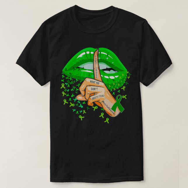 Camiseta Não julgue o que você não entende de saúde mental (Frente do Design)