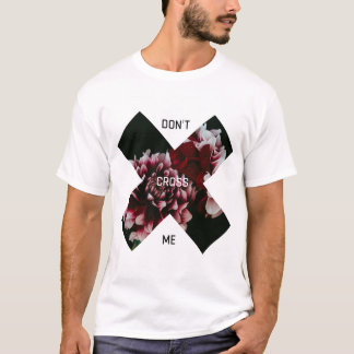 Camiseta Não me atravesse de design floral
