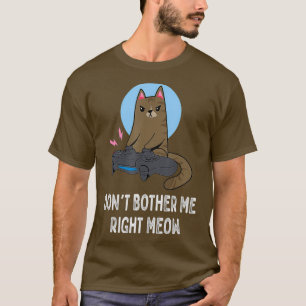 Camiseta Não Me Incomode Nem Me Importo Com Um Jogo Engraça