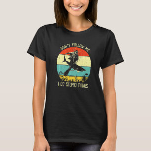 Camiseta Não me sigas, eu faço coisas estúpidas mergulhando