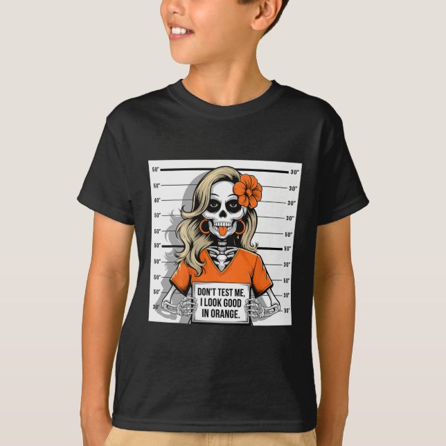 Camiseta Não Me Teste Eu Fico Bem De Laranja Halloween Esqu (Frente)