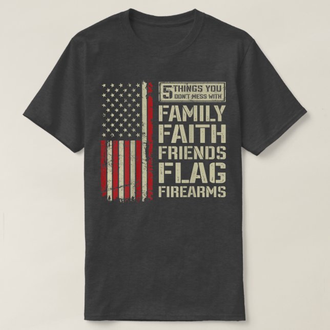 Camiseta Não Mess Com Amigos De Fé Familiar Sinalizar Armas (Frente do Design)