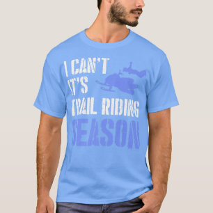 Camiseta não posso seu movente de neve na estação de trilha