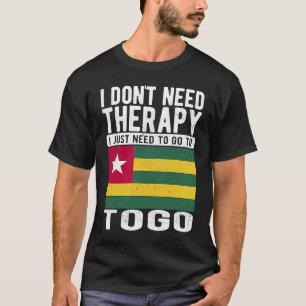 Camiseta Não preciso de terapia, só preciso ir ao Togo.