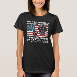 Camiseta Não se meta com minha família liberdade Dachshund