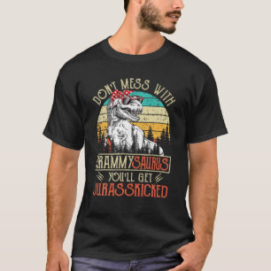Camiseta Não se meta com o Grammysaurus, você vai pegar o J