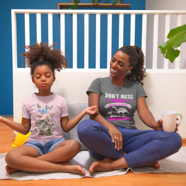 Camiseta Não se meta com o Mamasaurus... você vai ter o Jur (Criador carregado)